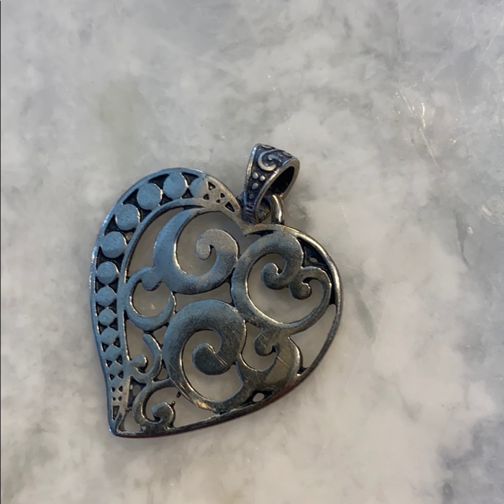 Women’s costume pendant jewerly .